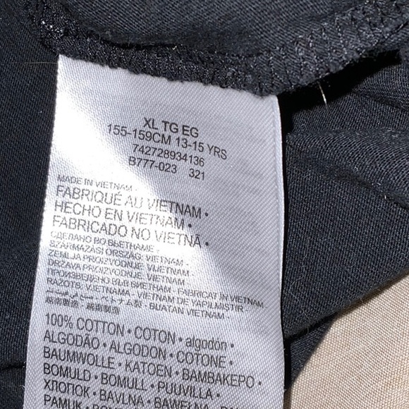 Girls Converse long sleeve top ( worn once ) - Picture 8 of 8